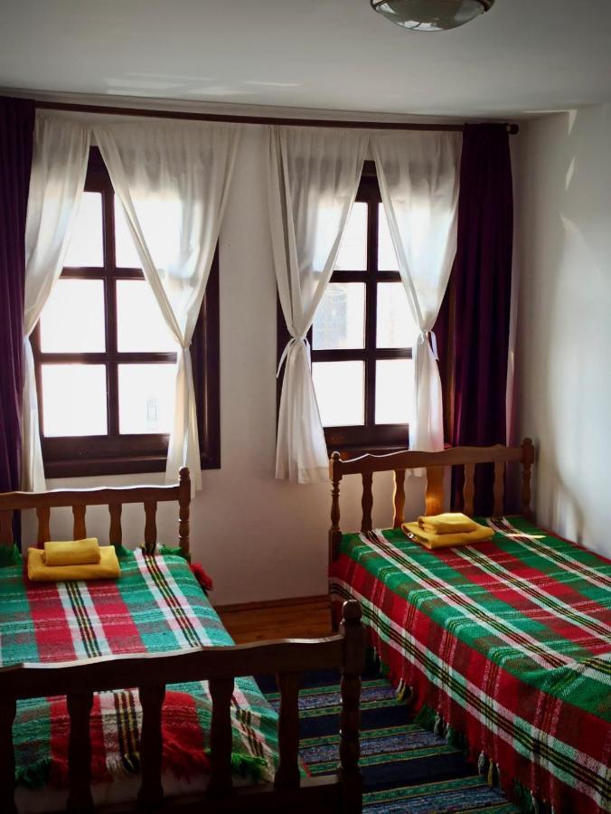 Razsukanova House , Разсукановата Къща Elena Buitenkant foto