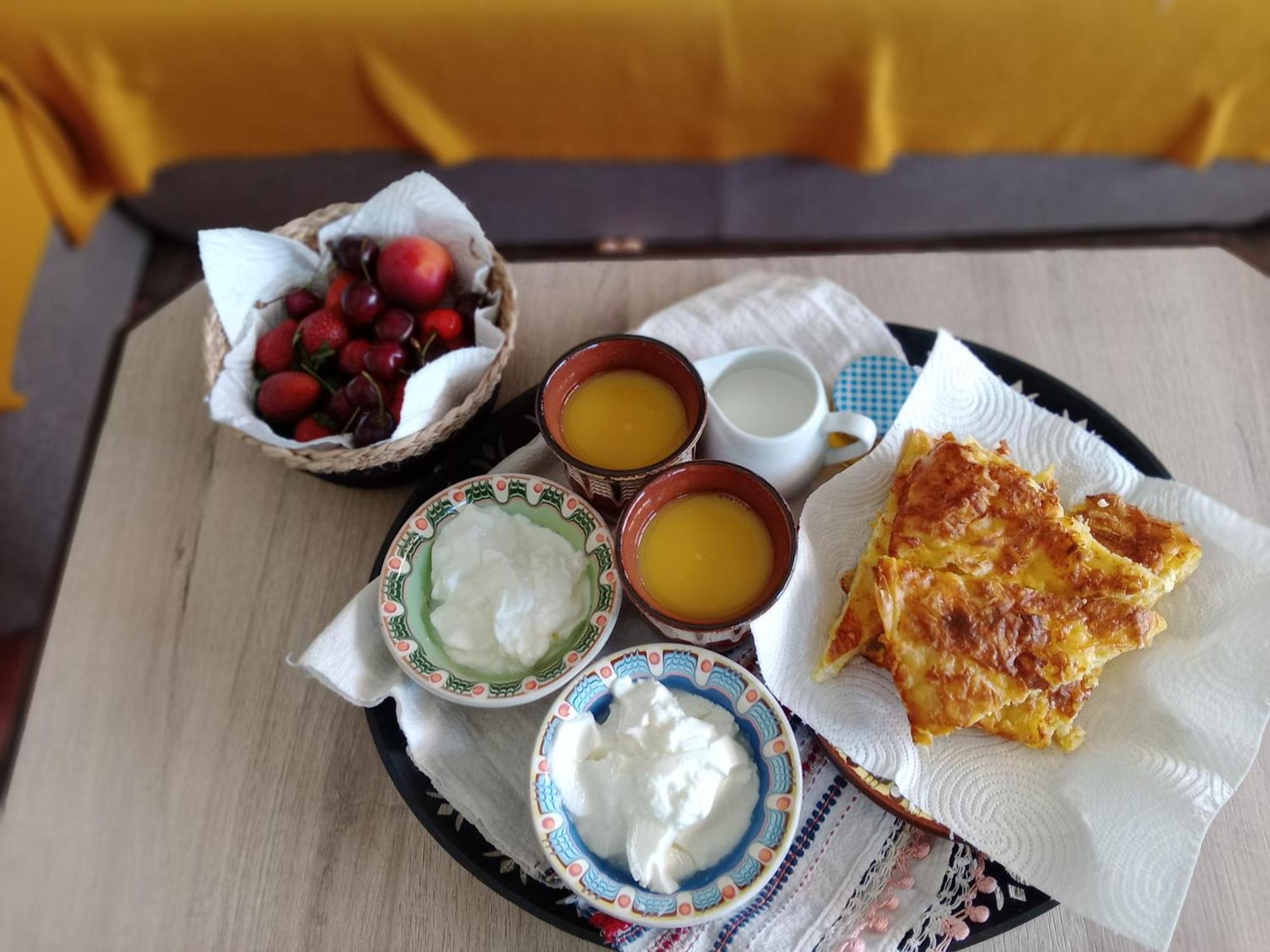 Razsukanova House , Разсукановата Къща Elena Buitenkant foto
